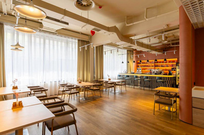 Restaurant, Renion Hotel