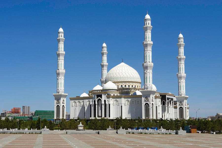 Hazrat Sultan Mosque, Astana