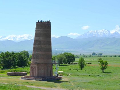 文化ツアー5：キルギスの古代遺跡