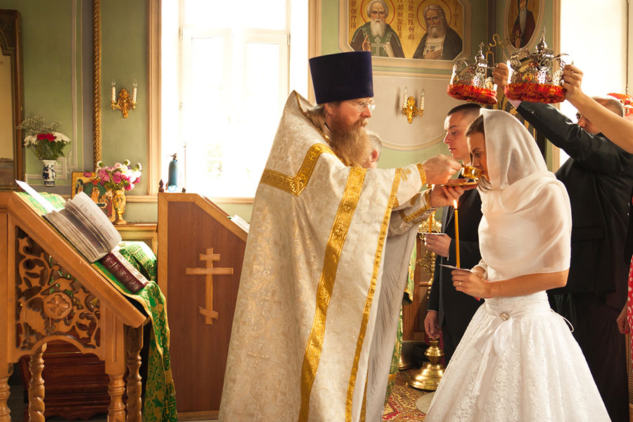 Les traditions de noce russe : Le mariage religieux