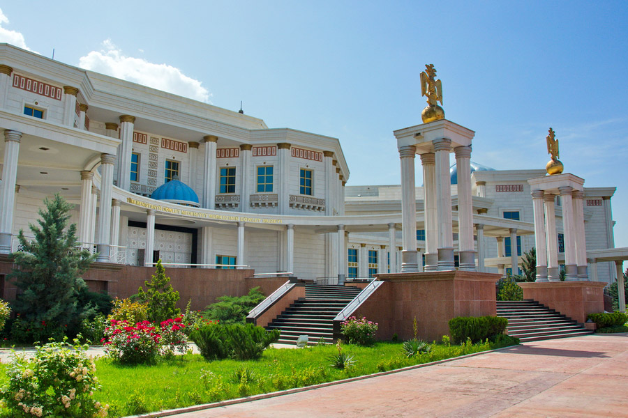 トルクメニスタン国立文化センター州立博物館