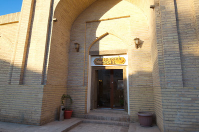 Eingang, Hotel Muso To’ra