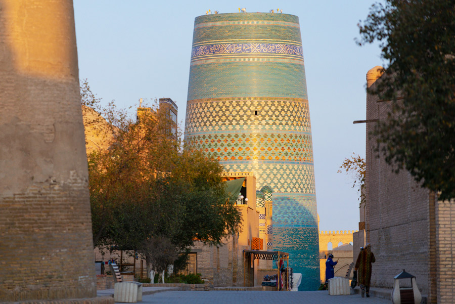 Kalta-minor Minaret Kalta-minor Minaret, Khiva