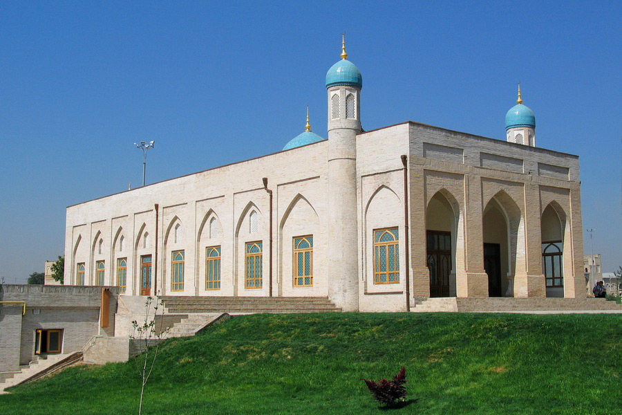 ティリヤ シェイク モスク