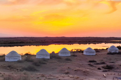 Aydarkul Desert Oasis