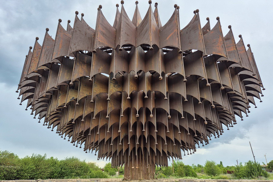 Iron Fountain, Gyumri