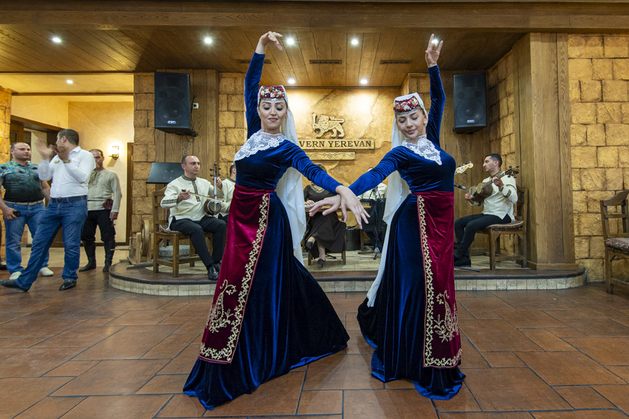 Danza Popolare Armena, Tavern Yerevan Danza Popolare Armena, Tavern Yerevan