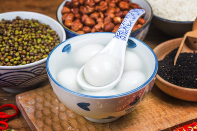 Tāngyuán (Sweet Rice Balls) Tāngyuán (Sweet Rice Balls), Chinese Cuisine