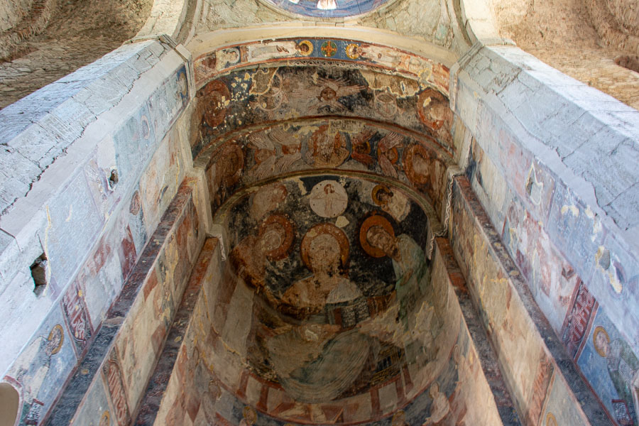 Samtavisi Cathedral near Gori Samtavisi Cathedral near Gori