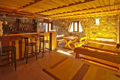 Bar, Old House Mestia Hotel