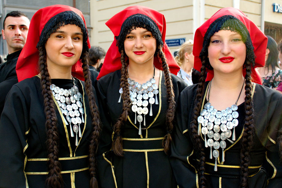 georgian people appearance