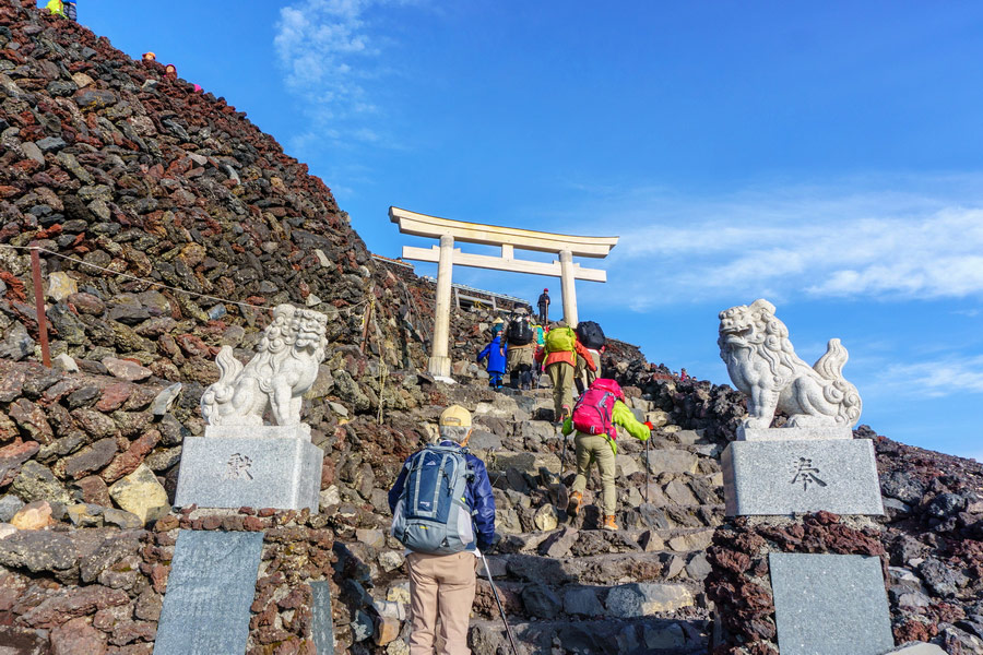 Hiking on Mount Fuji, Mount Fuji Tours