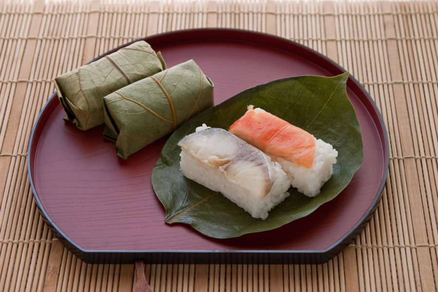 Kakinoha Zushi, Food in Nara