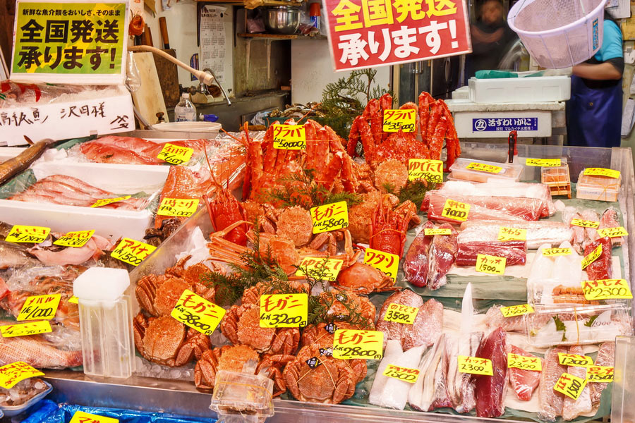 Fresh crab on sale at Tsukiji Outer Market, Tokyo, What You Can Find at Tsukiji Fish Market