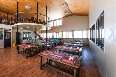 Restaurant, Le camp de yourtes Karkara