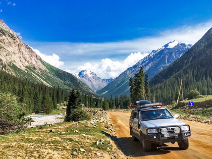 Kazakhstan-Kyrgyzstan Off-road and Trekking Tour