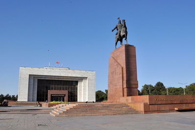 Ala-Too Square, Bishkek