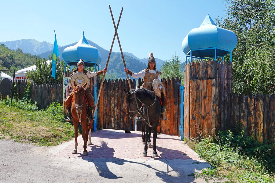 Pueblos étnicos de los hunos