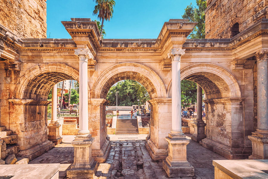 Hadrian's Gate (Hadrian Kapısı), Antalya