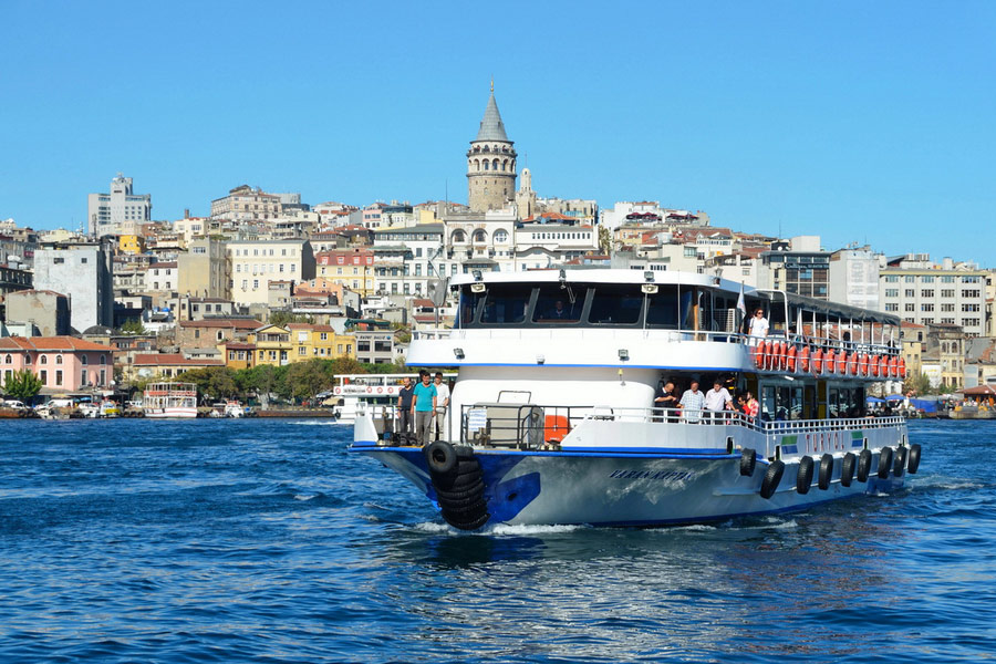 Bosphorus Cruise, Istanbul, Entertainment in Istanbul