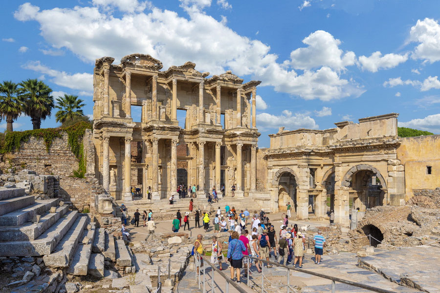 Great Theater of Ephesus, Izmir Theatres