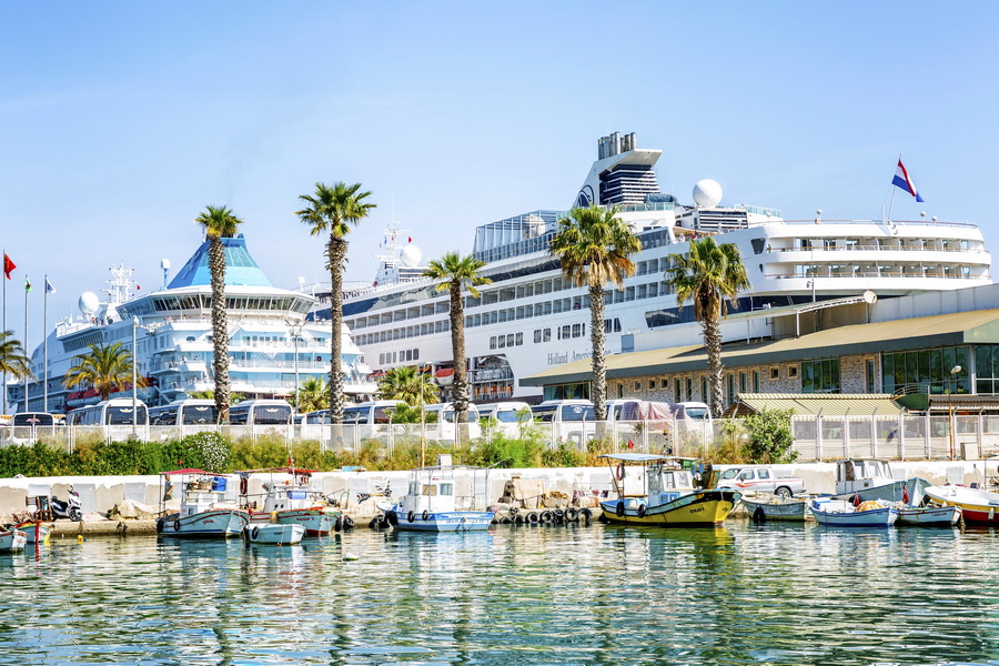Kuşadası Port Kuşadası Port