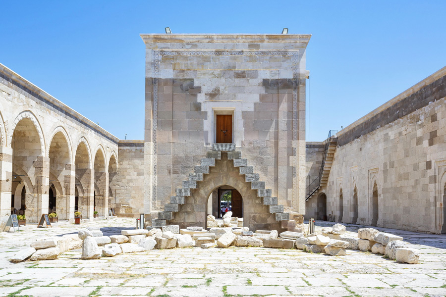 Sultanhani Caravanserai in central Anatolia, Where Did the Caravaners Rest in Anatolia?