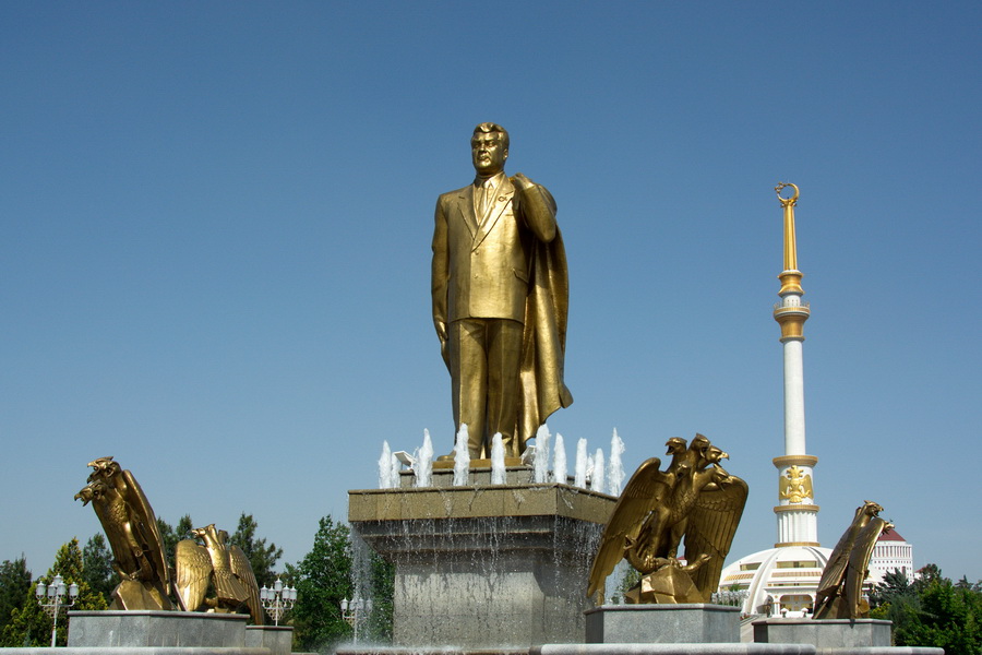 Ashgabat Travel Guide - Tours, Attractions and Things To Do