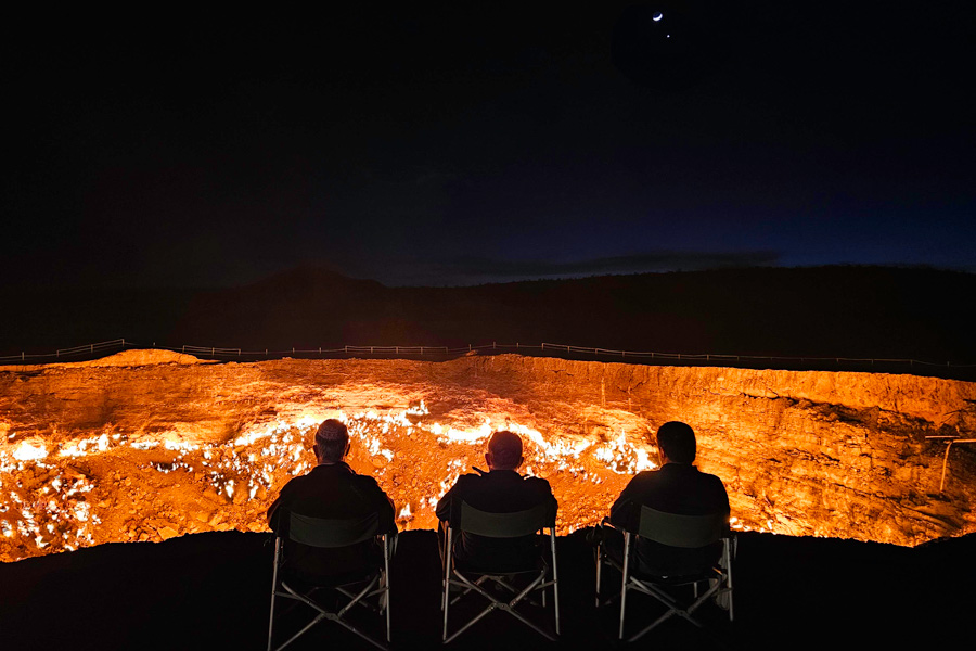 Darvaza Gas Crater