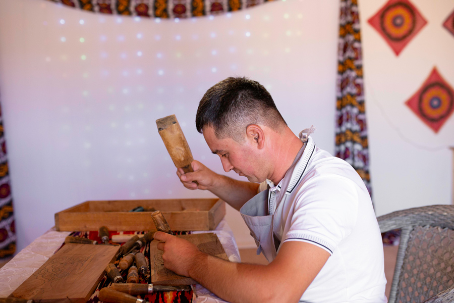 Uzbek Woodcarving Masters Uzbek Woodcarving Masters