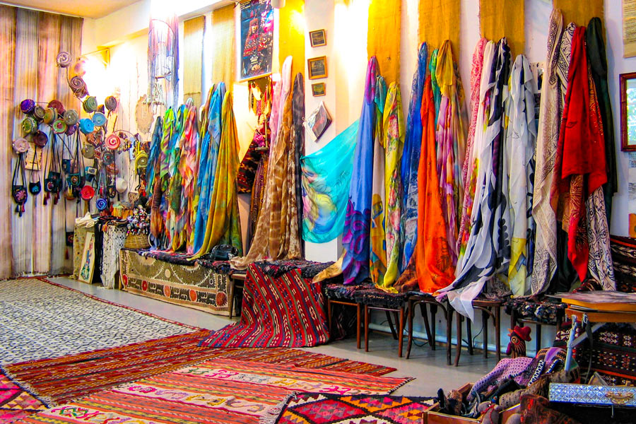 Valentina Romanenko Art Workshop Valentina Romanenko Art Workshop, Textile and Fashion Artisans of Uzbekistan