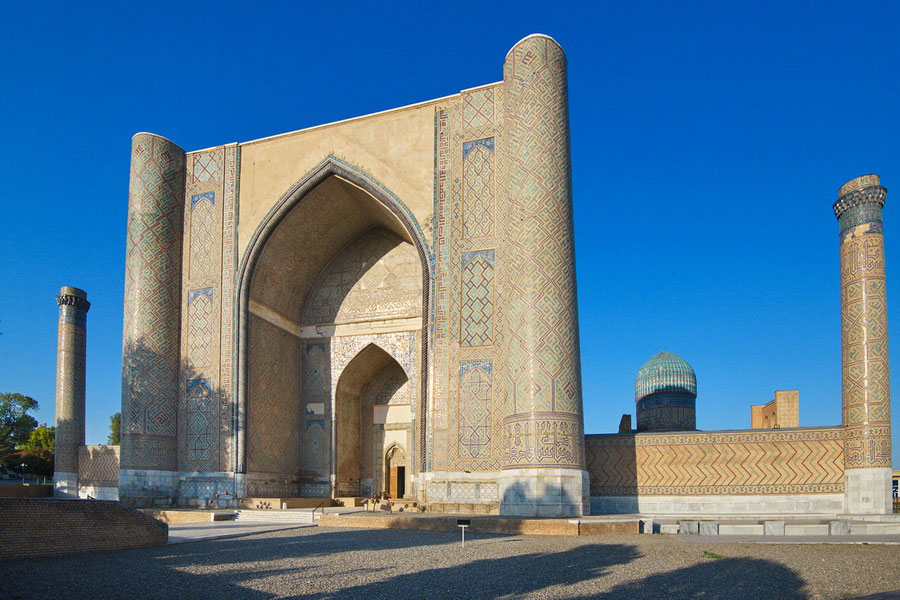 Top 15 Places to Visit in Uzbekistan: Bibi-Khanum Mosque