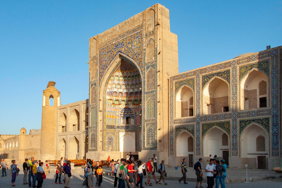 Madraza Abdulaziz Khan, Bujará Madraza Abdulaziz Khan, Bujará