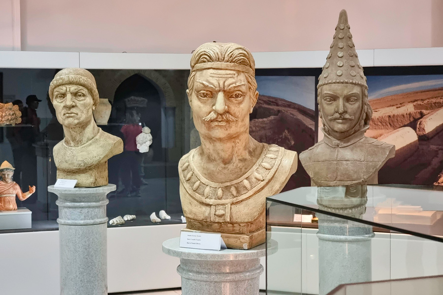 Head of the Kushan Prince, Termez Archaeological Museum Head of the Kushan Prince, Termez Archaeological Museum