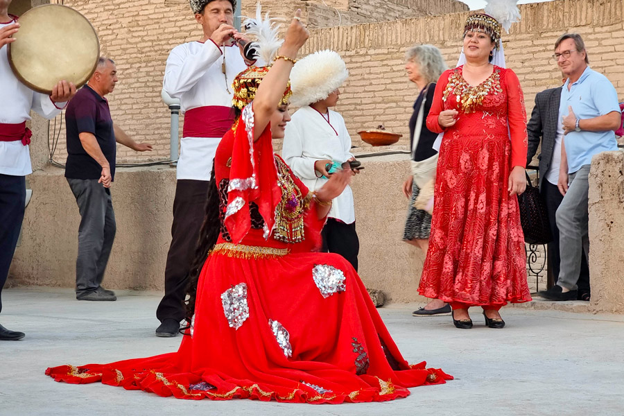 Khorezm Dance Lazgi Khorezm Dance Lazgi