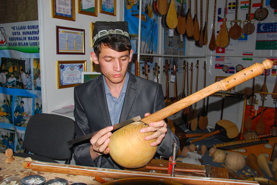 Playing Rubab Playing Rubab