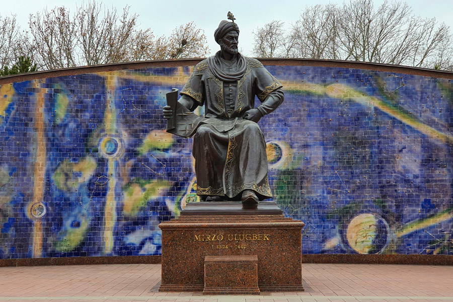 Monument to Mirzo Ulugh Beg, Samarkand Monument to Mirzo Ulugh Beg, Samarkand