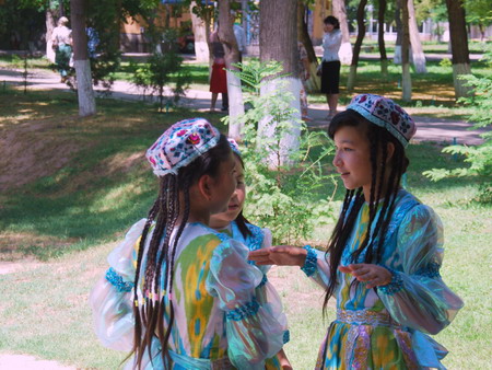 Узбекские дети: 2 отличия от наших, которые сразу бросаются в глаза