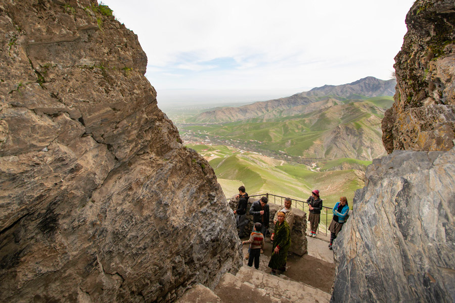 Hazrat Daud Cave near Samarkand Hazrat Daud Cave near Samarkand