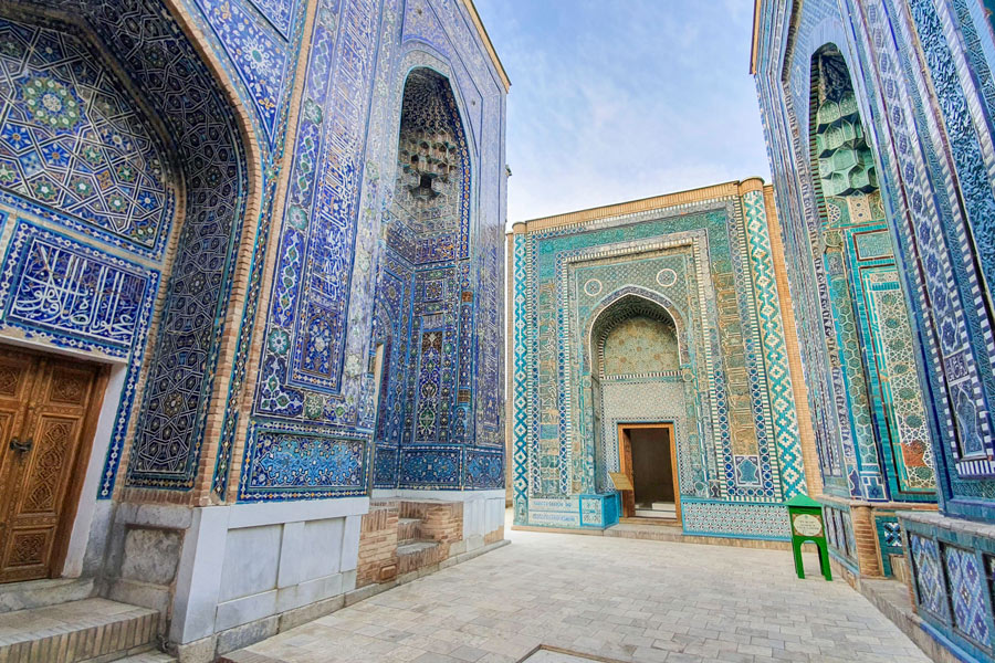 シャヒ・ズィンダ廟群 シャヒ・ズィンダ廟群、サマルカンド