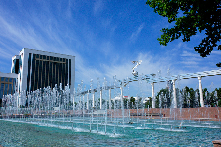 Fountains at Independence Square, Tashkent