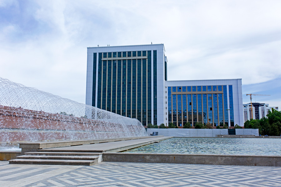 Fountains at Independence Square, Tashkent