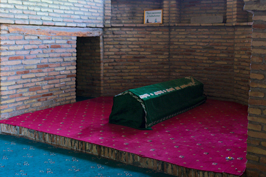 Abubakr Kaffal-Shashi Mausoleum, Tashkent Abubakr Kaffal-Shashi Mausoleum, Tashkent