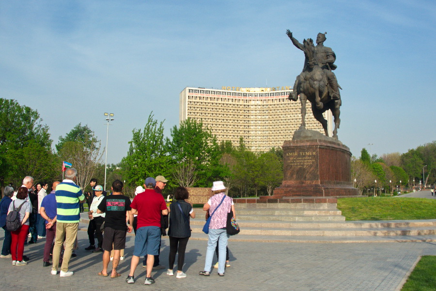 Amir Timur Square, Tashkent