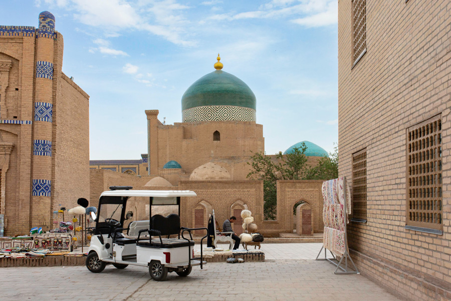Mausoleum of Pakhlavan Makhmud, Khiva