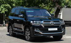 Toyota Land Cruiser 200